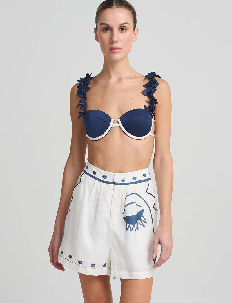 Short Nuit