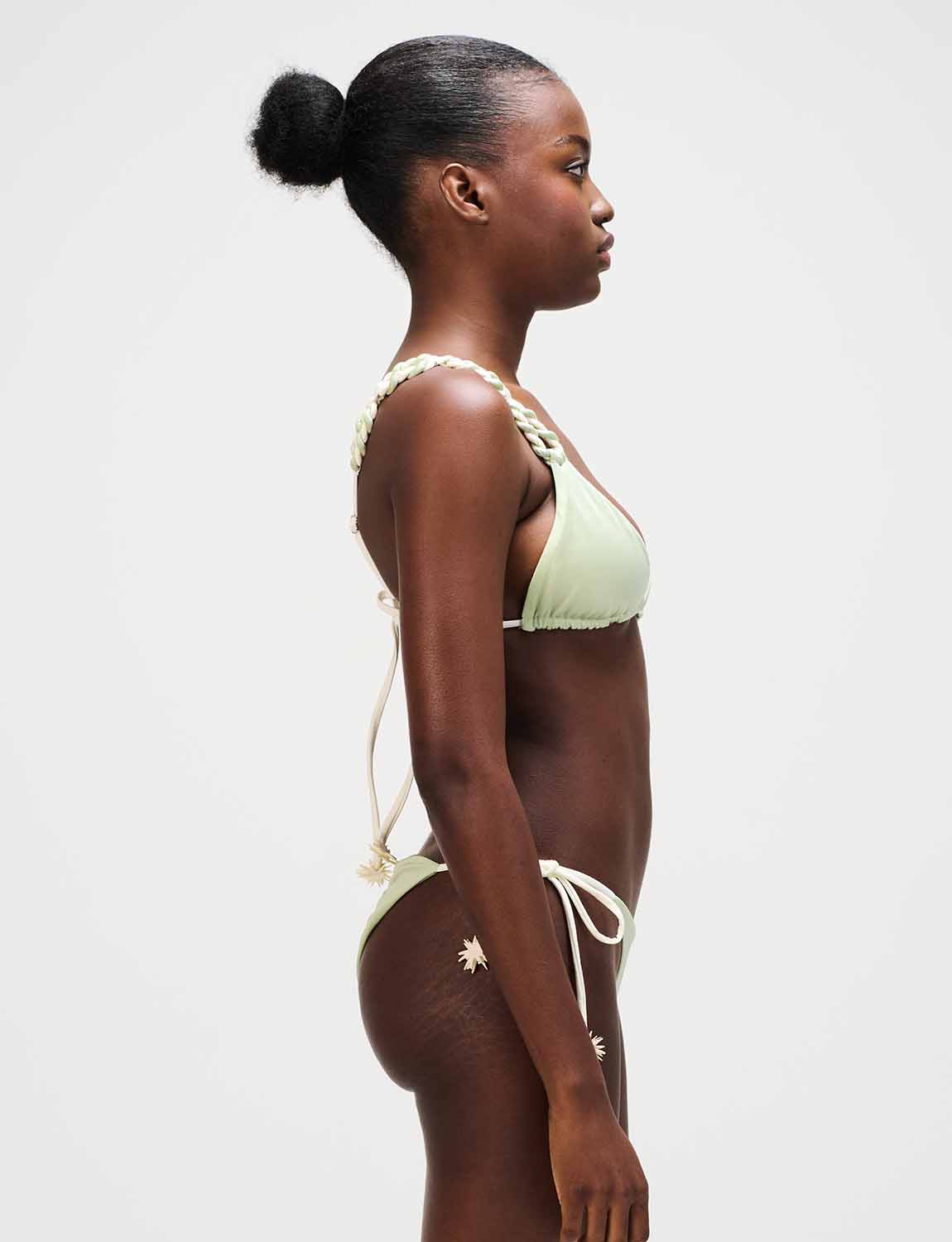 Top Triangle Petalia